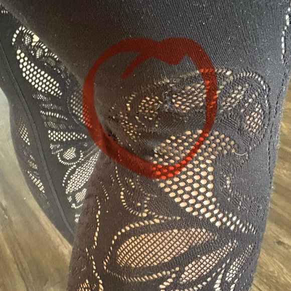 Lululemon Athletica Reveal Black Leggings Lattice Paisley - Picture 13 of 13